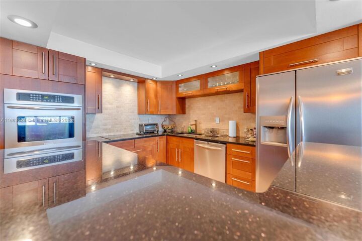 Property Photo:  18021 Biscayne Blvd 1503  FL 33160 