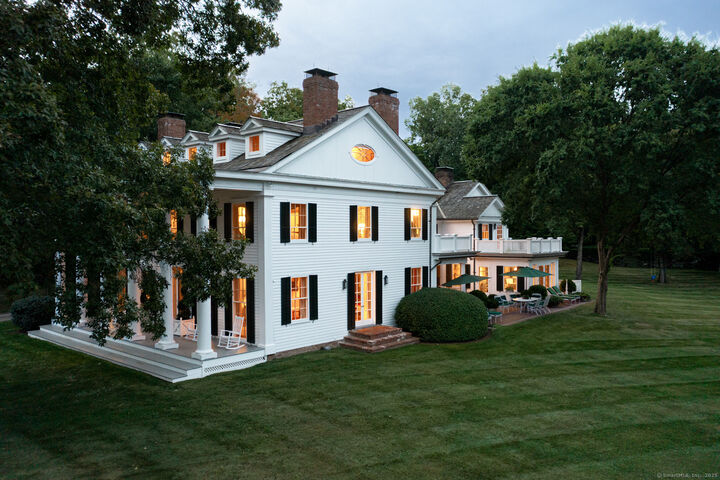 Property Photo: 406 Shunpike Road NY 12545