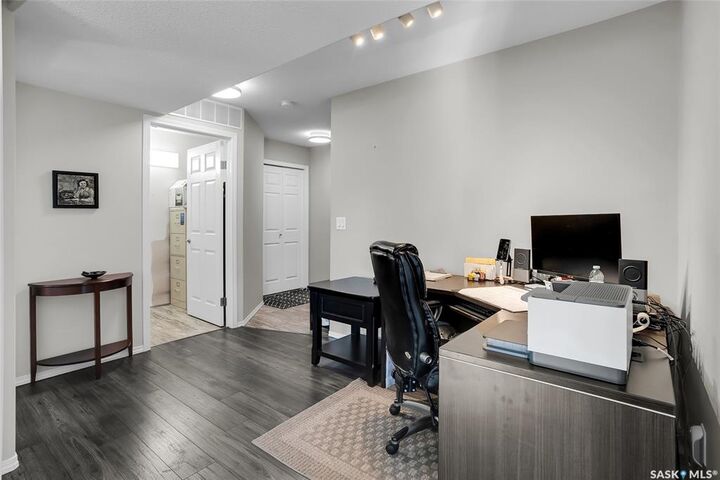 Property Photo: 930 Heritage View 201 SK S7H 5S6