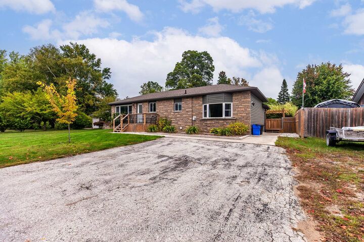 Property Photo:  393 Mill Street  ON N0H 2C0