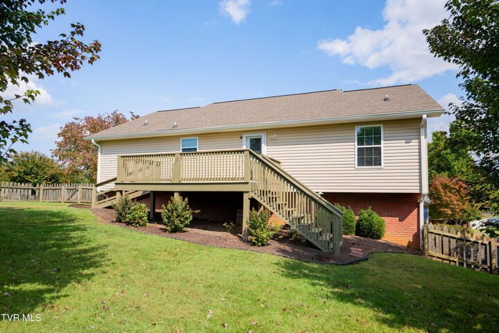 Property Photo: 133 Mountain Ridges Drive TN 37659