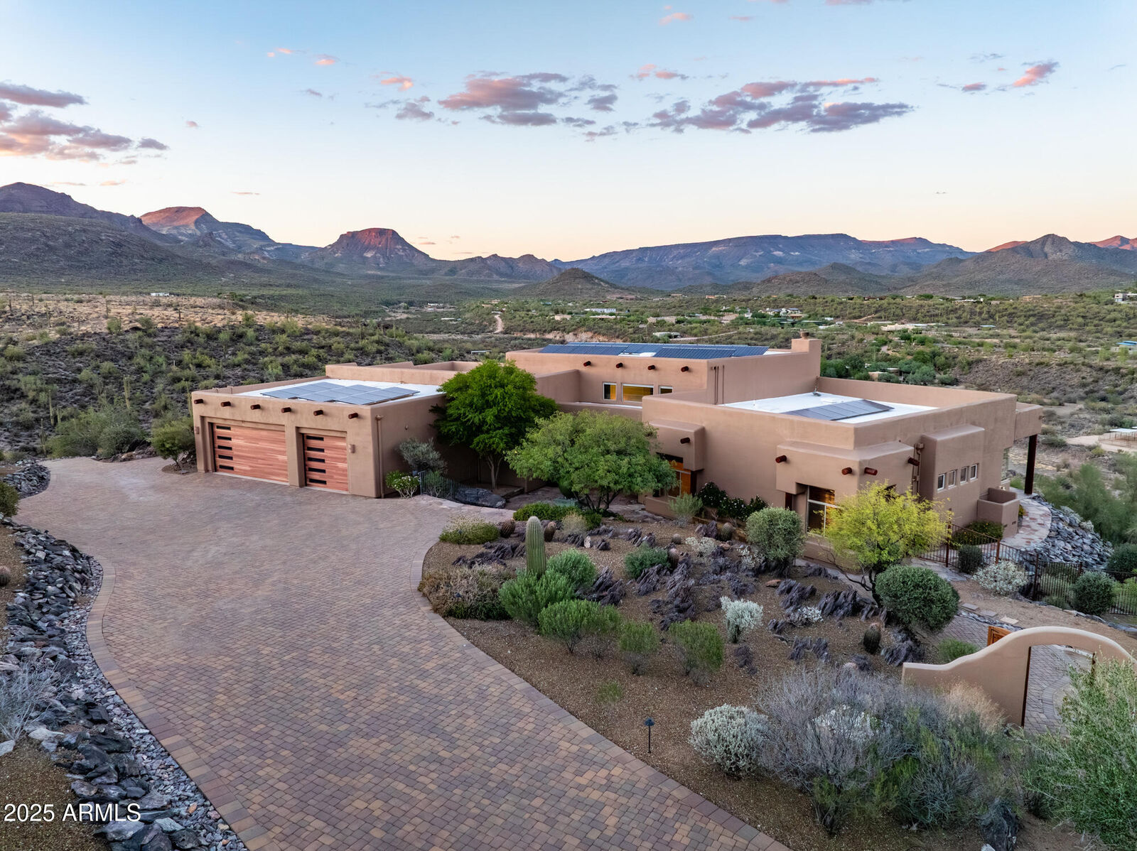 Property Photo:  5040 E Rockaway Hills Drive  AZ 85331