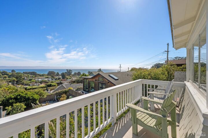 40 Laurel Avenue  Stinson Beach CA 94970 photo