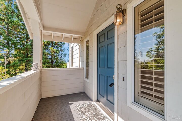 Property Photo:  2016 Stonefield Lane  CA 95403 