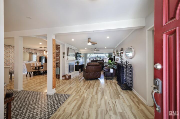 Property Photo: 3200 Joshua Court CA 93301