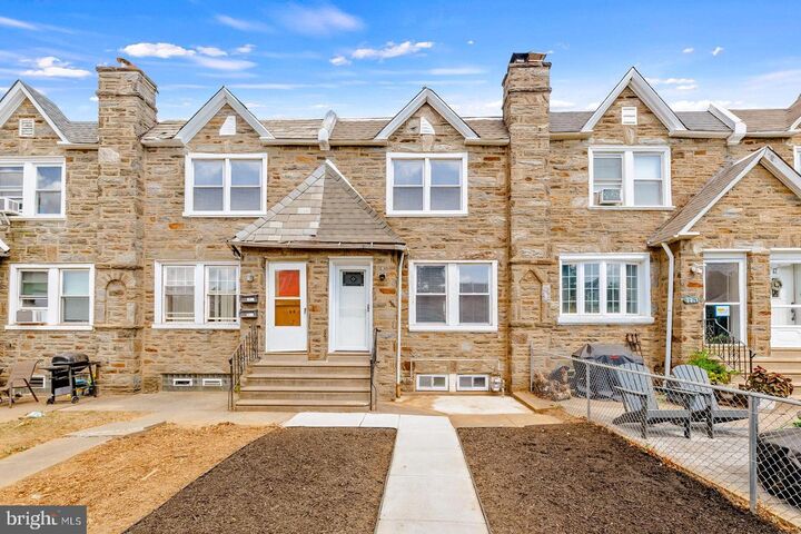 Property Photo:  3315 Chippendale Avenue  PA 19136 