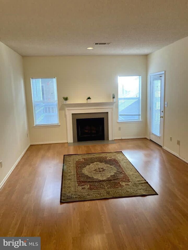 Property Photo:  13085 Autumn Woods Way 204  VA 22033 