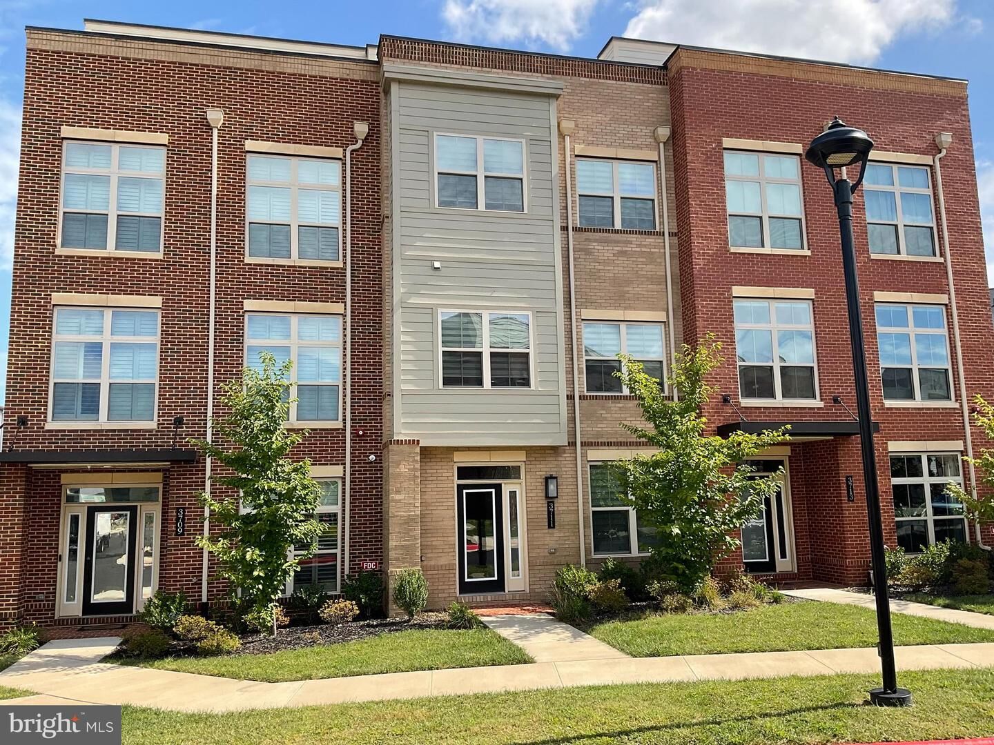 Property Photo:  3711 Mayors Way  VA 22030 