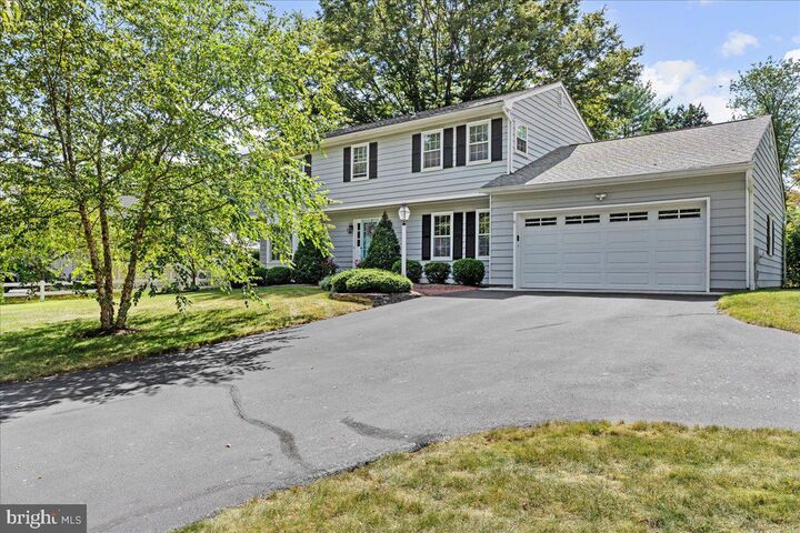 Property Photo:  20 Berkshire Drive  NJ 08550 