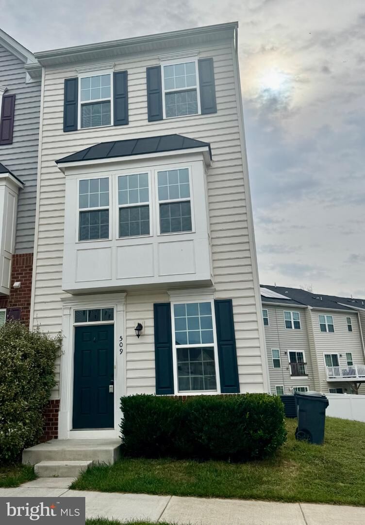 Property Photo:  509 Rolling Valley Drive  VA 22405 
