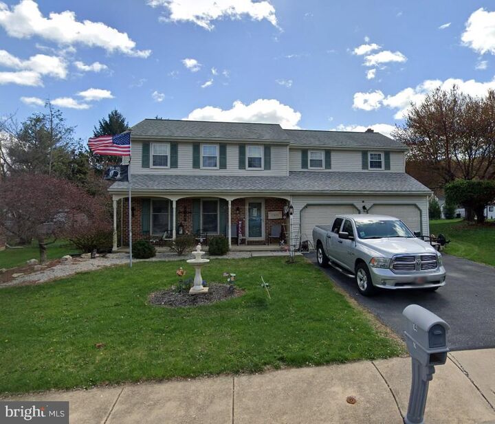 14 Hazelwood Circle  Ephrata PA 17522 photo