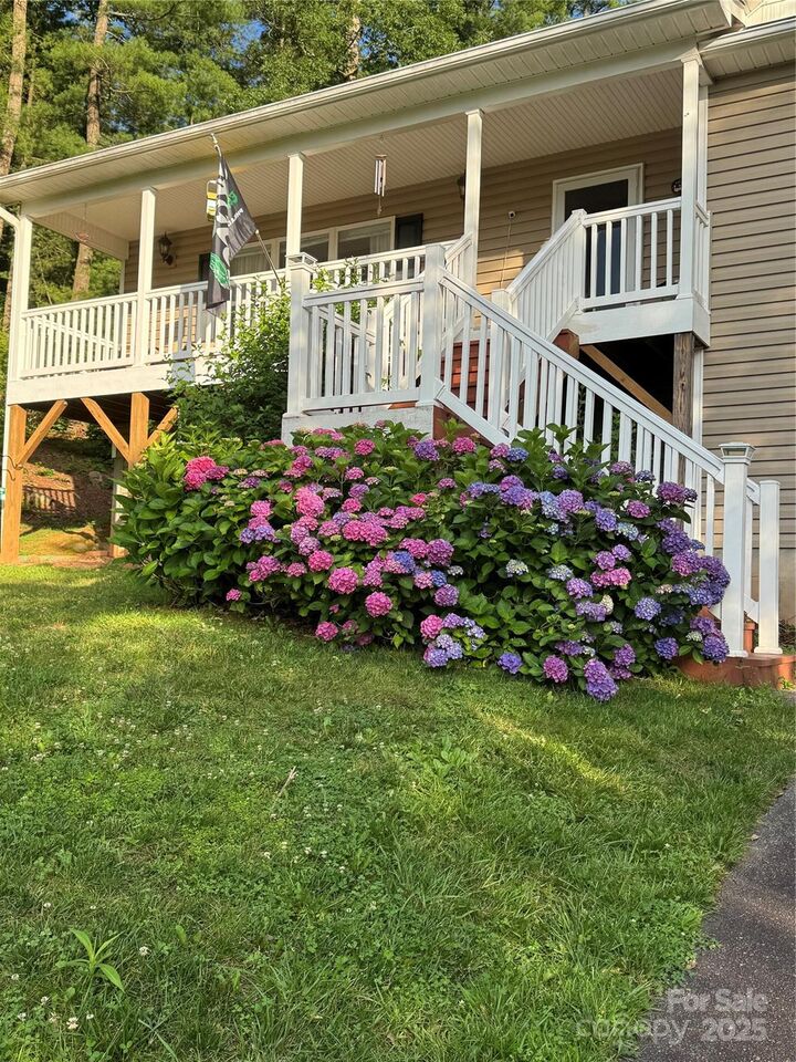 207 Christina Court  Asheville NC 28806 photo