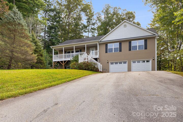 207 Christina Court  Asheville NC 28806 photo