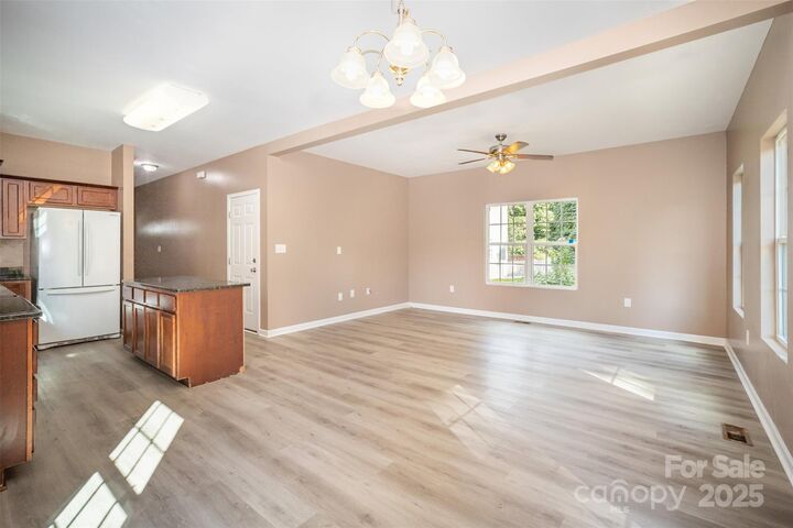 Property Photo: 114 Lookout Point Place NC 28115