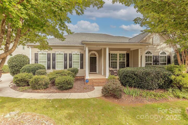 10213 Benderloch Drive  Charlotte NC 28277 photo