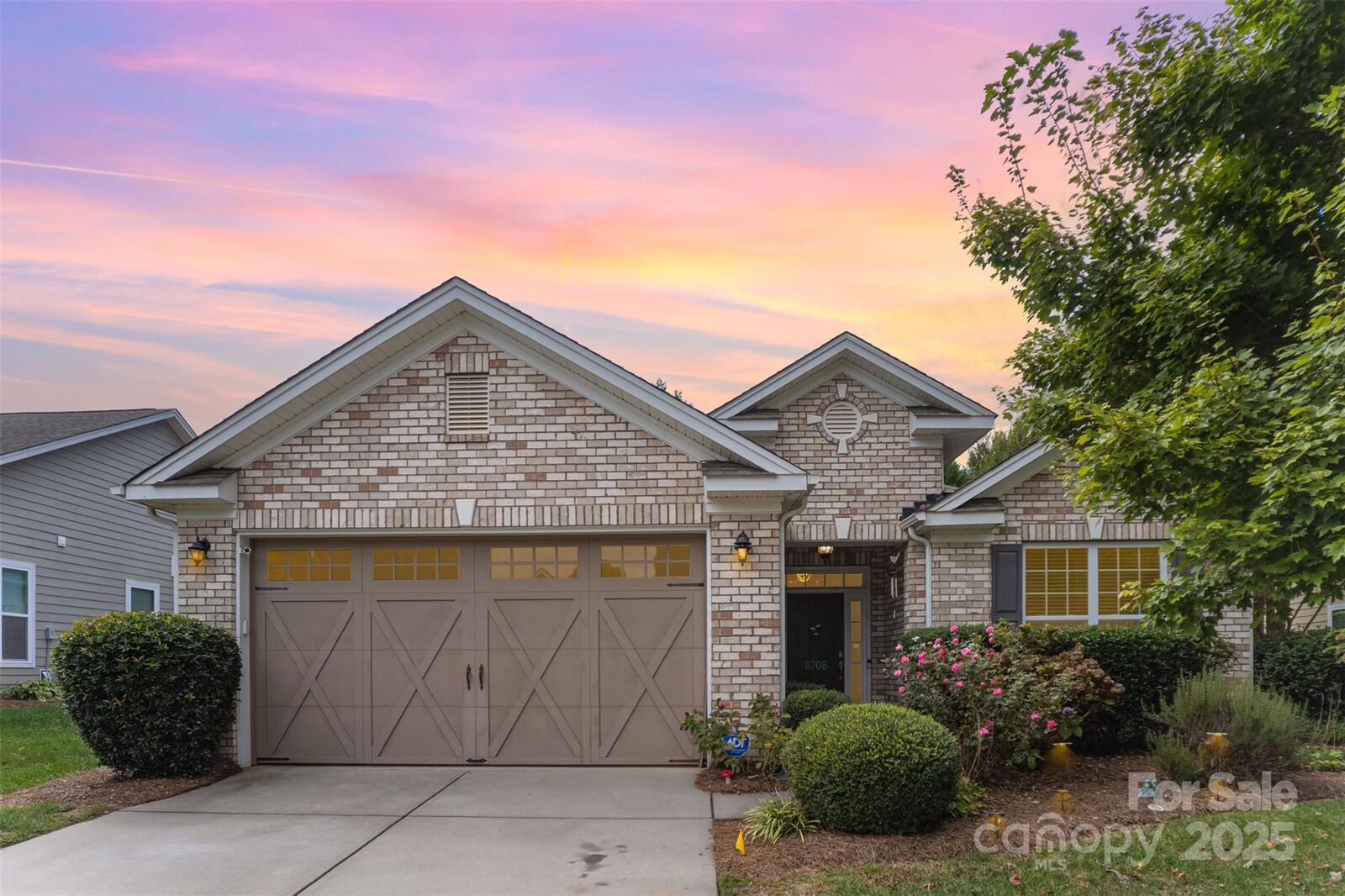 Property Photo:  8708 Artesa Mill Lane  NC 28214 