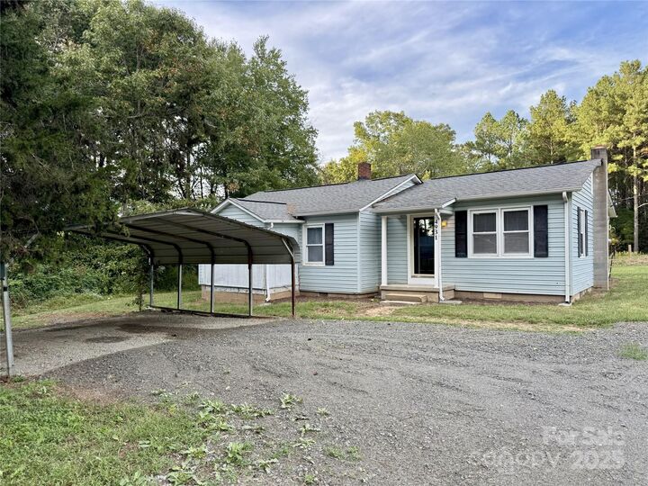 4931 King Wilkinson Road  Denver NC 28037 photo
