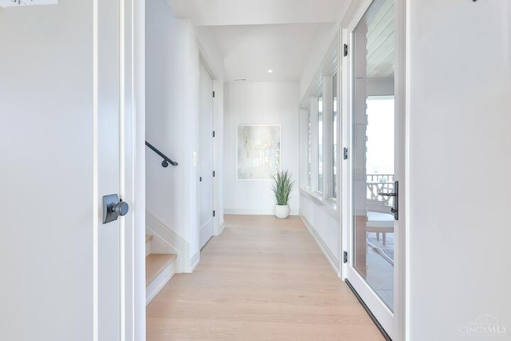 Property Photo:  2930 Three Oaks Lane  OH 45209 