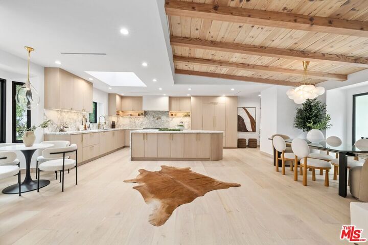 Property Photo: 15415 Milldale Dr CA 90077