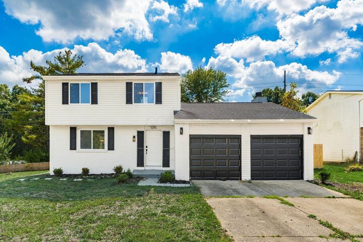 Property Photo:  1095 N Belle Meade Place  OH 43081 