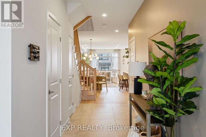 Property Photo:  128 Sencha Terrace  ON K2J 6Z2 