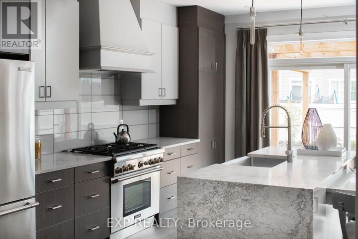 Property Photo:  2490 Half Moon Bay Road  ON K2J 4H7 