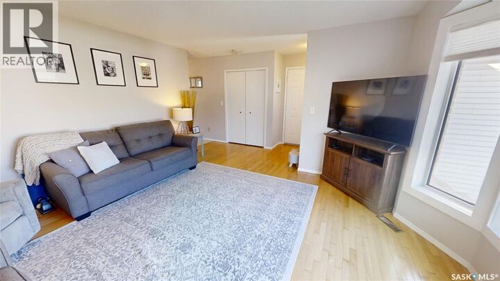 Property Photo:  206 Perehudoff Court  SK S7N 4H1 
