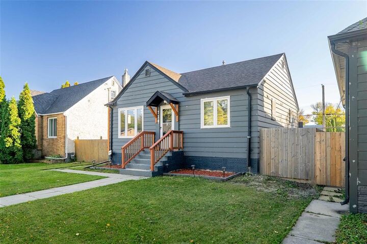 720 Bannerman Avenue  Winnipeg MB R2X 1J8 photo