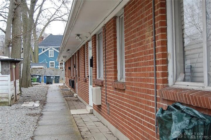 Property Photo: 246 Oak Street Apt. D OH 45410