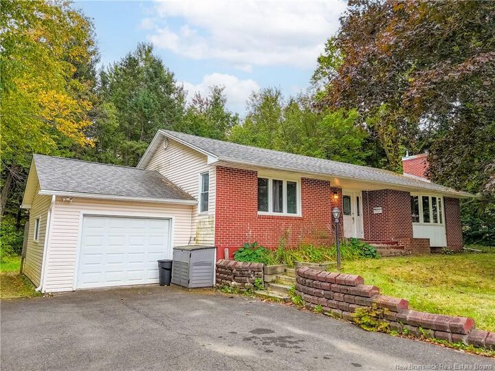 Photo de la propriété:  35 Evans Drive  NB E2V 2H3 