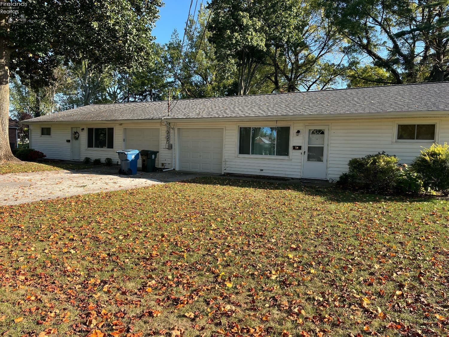 Property Photo:  748 Tarry Lane  OH 44001 