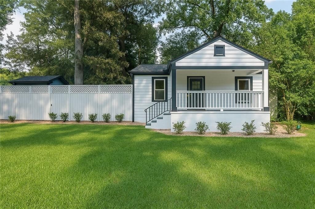 Property Photo: 2502 Barge Road SW GA 30331