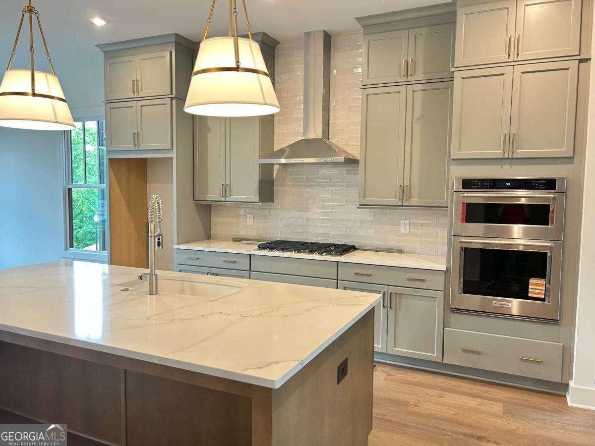 Property Photo:  1917 Repose Drive  GA 30341 