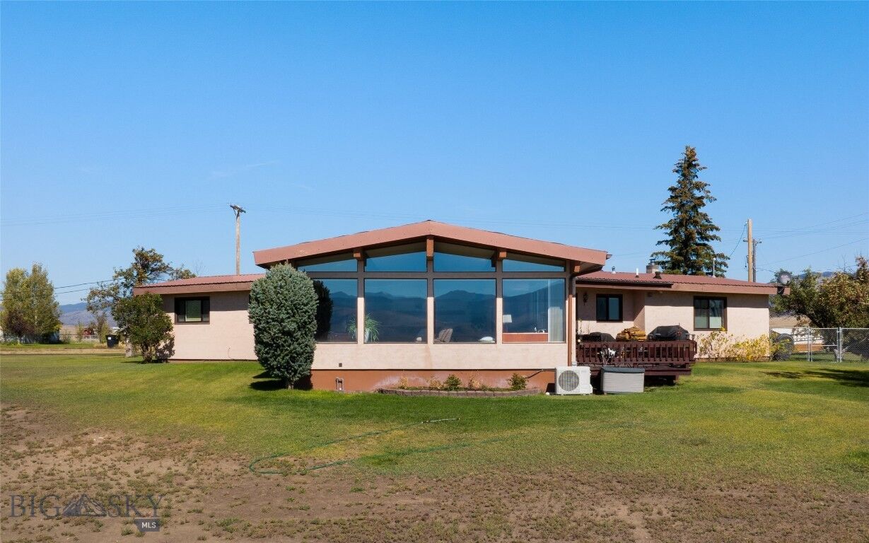 Property Photo: 304 N Brooke Street N MT 59759