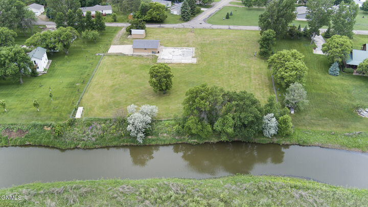 8900 Willow Road N  Mandan ND 58554 photo