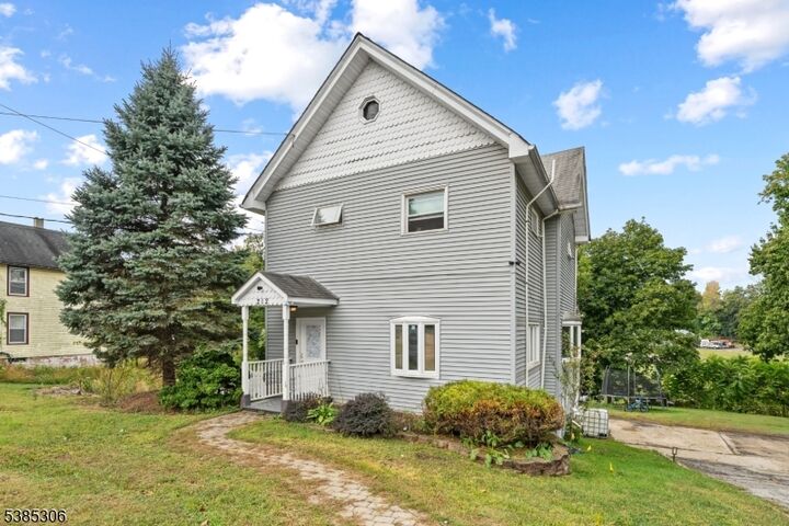 Property Photo: 212 Rt23 NJ 07419