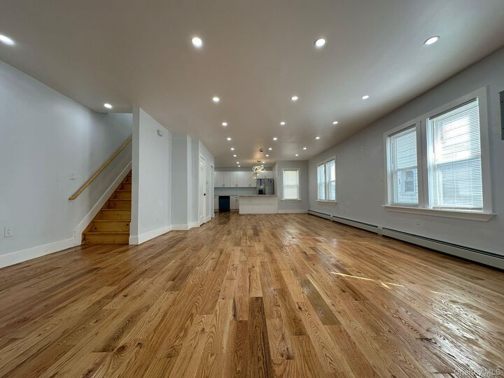 Property Photo:  215-11 112 Avenue  NY 11429 