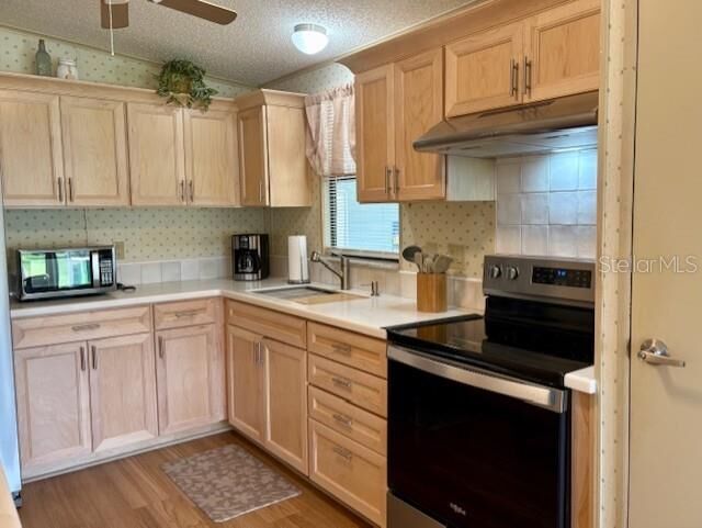 Property Photo:  6767 San Casa Drive 40  FL 34224 