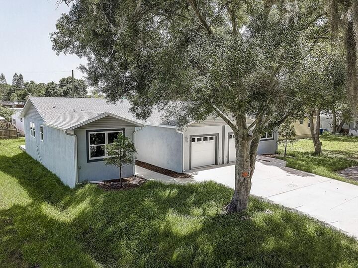 Property Photo:  14334 Channel Drive  FL 33774 