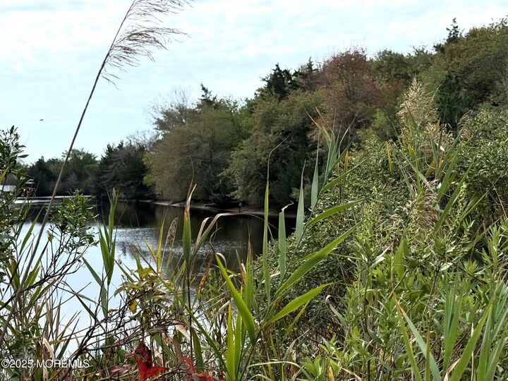 Property Photo: 11 Persimmon Drive NJ 08087