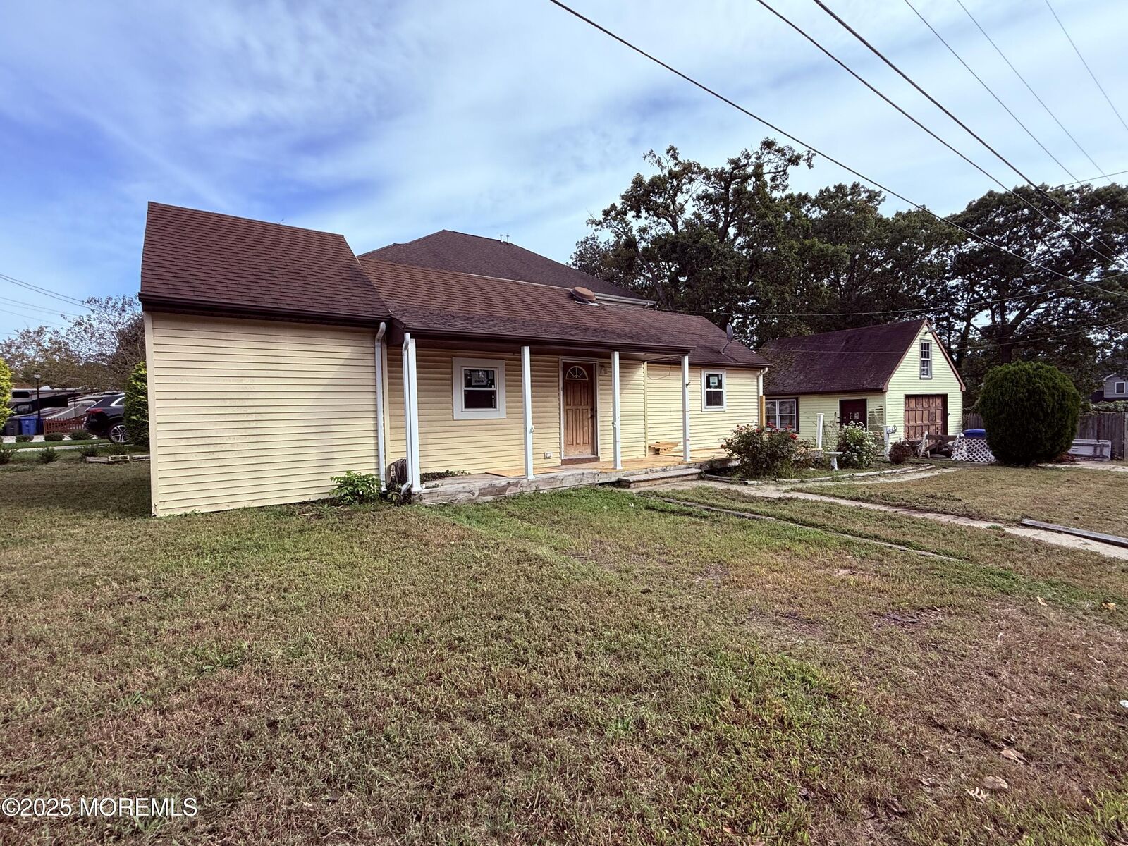 Property Photo:  202 Morris Boulevard  NJ 08753