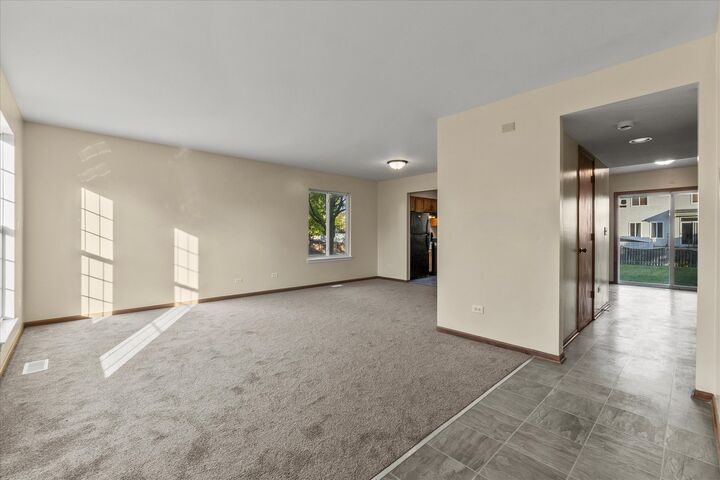 Property Photo: 2608 River Bend Lane IL 60586