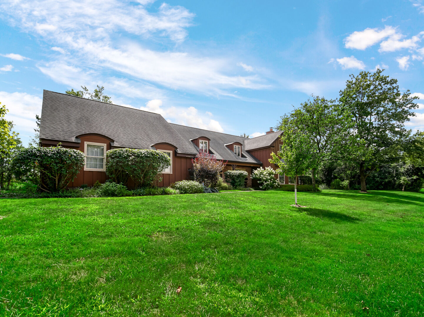 Property Photo:  1135 Buttonwood Lane  IL 60062 