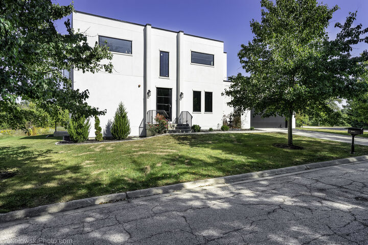 Property Photo:  3112 Cara Lane  IL 60523 