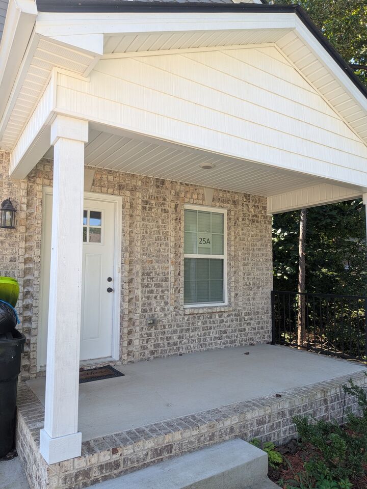 Property Photo:  816 Lutz Ln  TN 37042
