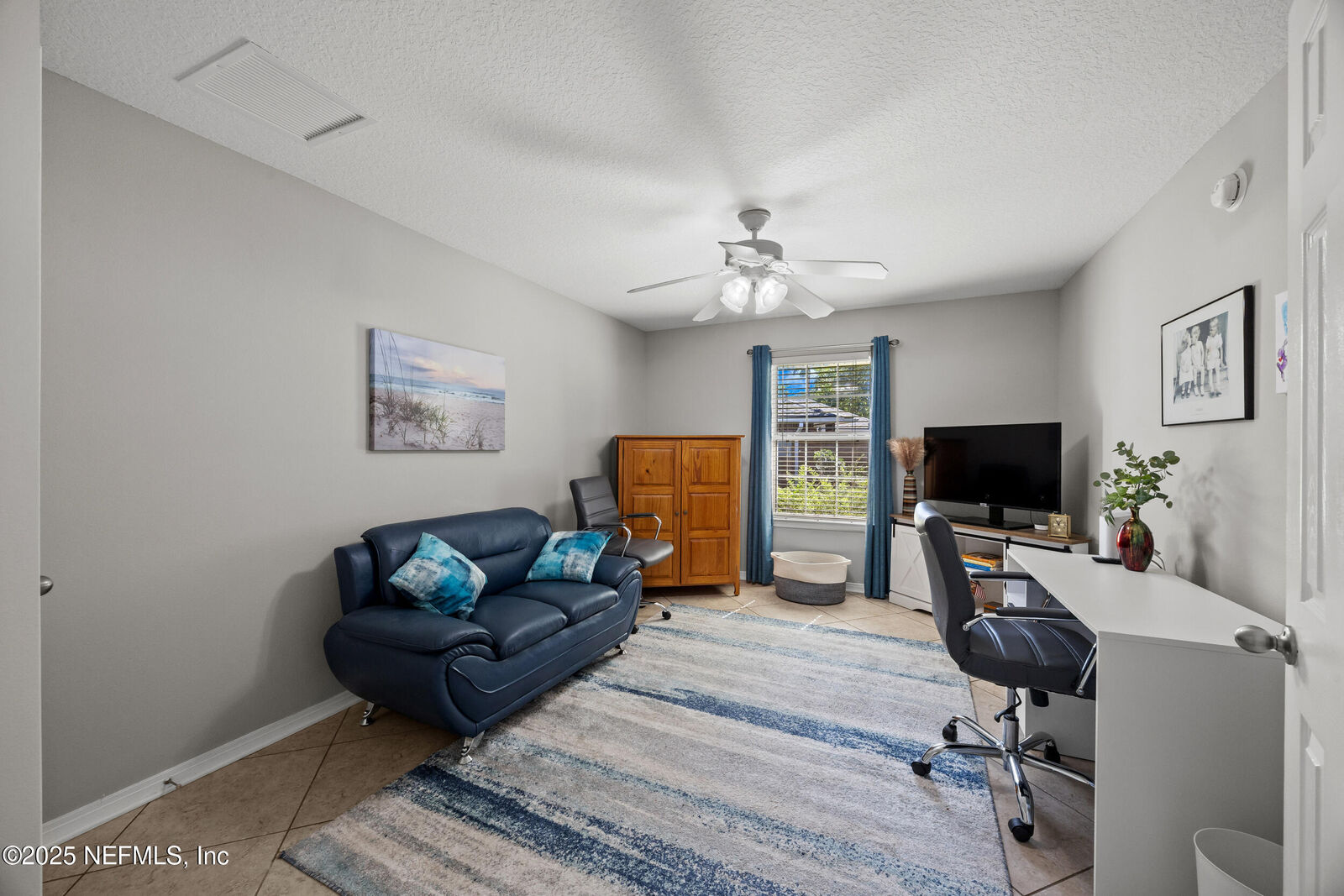 Property Photo:  3190 Silverado Circle  FL 32043 