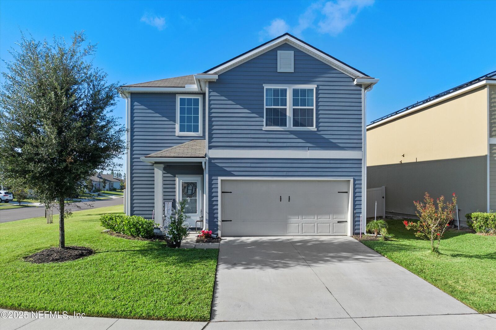 Property Photo:  2200 Willow Springs Drive  FL 32043 