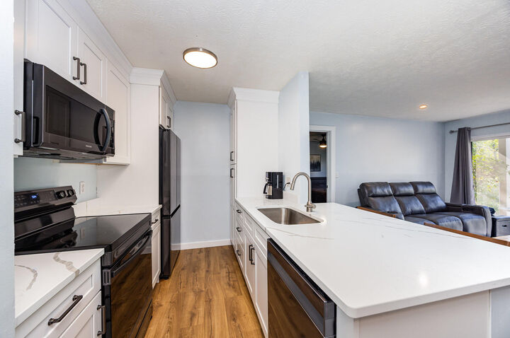 Property Photo: 14 Woodland Hills Drive KY 41071