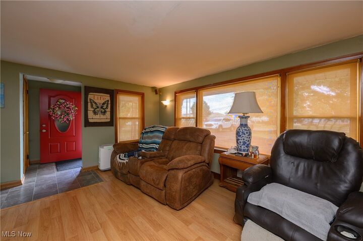 Property Photo: 1006 44th Street NW OH 44709
