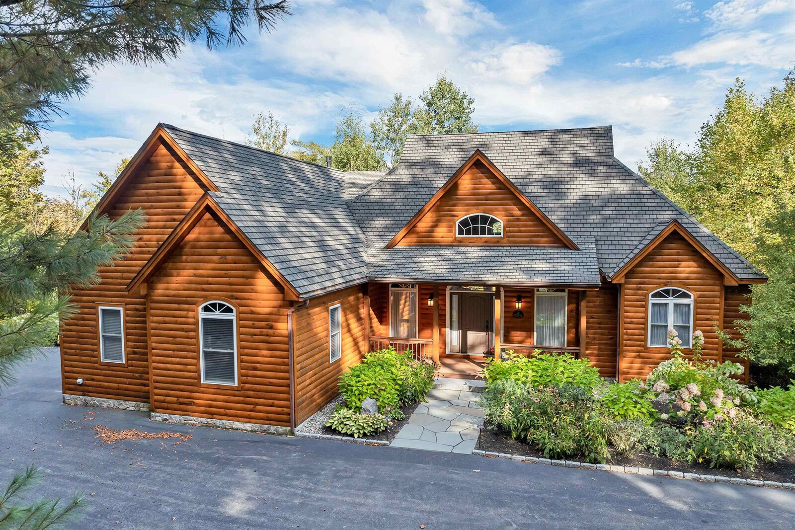 Property Photo:  19 Abenaki Lane  NH 03254 